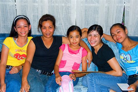 pinay lesbian kantotvid porn|Free Pinay Lesbian Porn .
